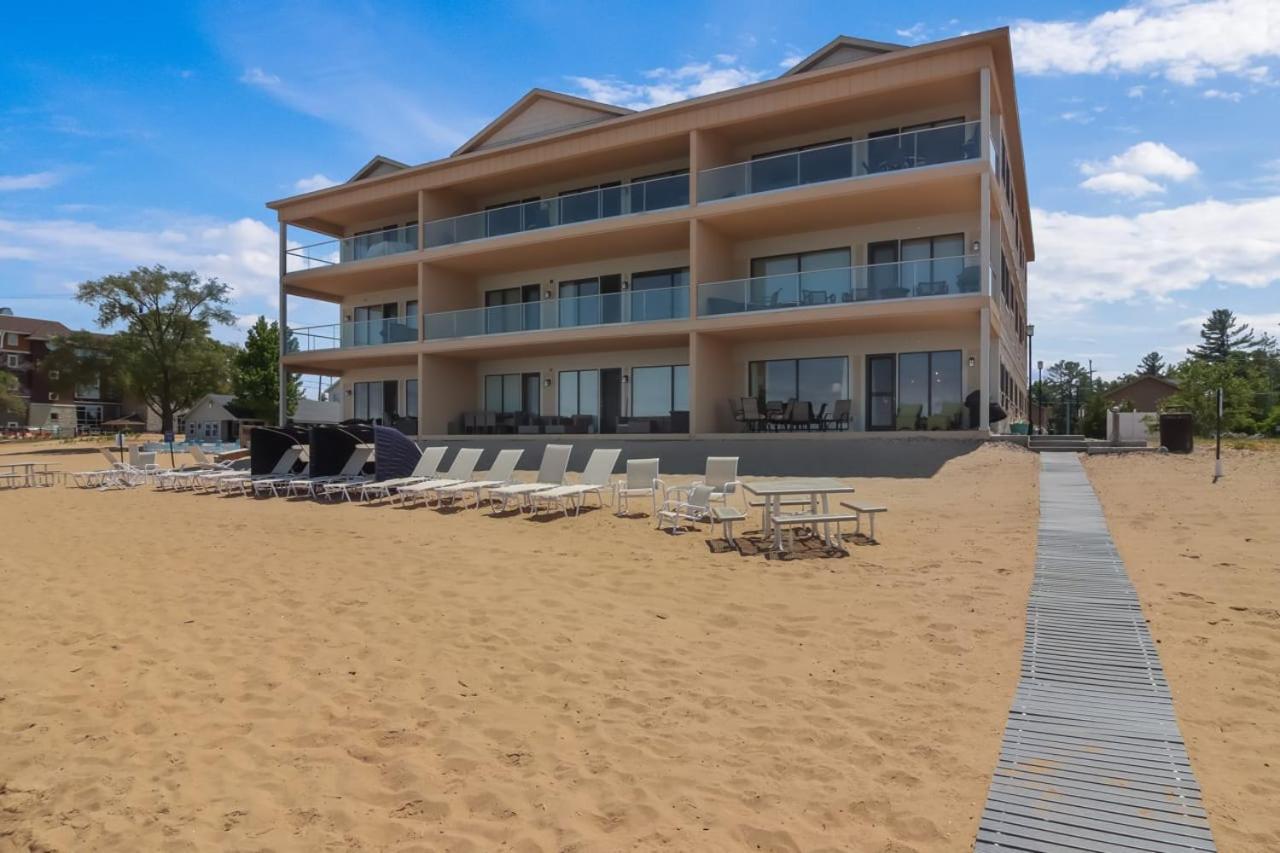 Sugar Beach Villa 1012 Luxury Waterfront Condo Traverse City Extérieur photo