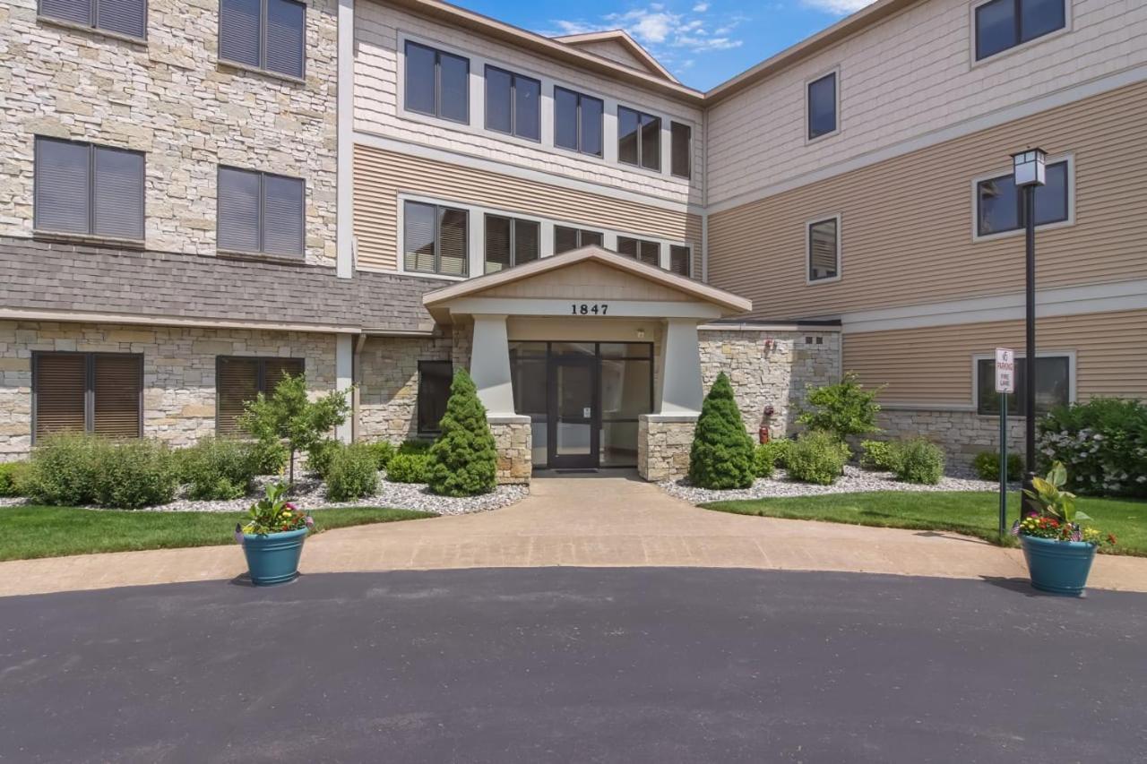 Sugar Beach Villa 1012 Luxury Waterfront Condo Traverse City Extérieur photo