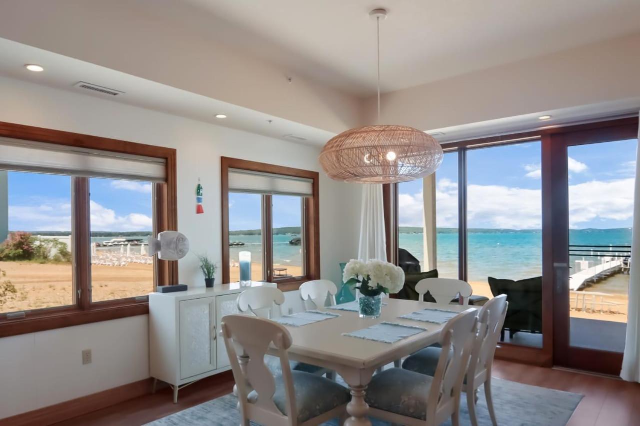Sugar Beach Villa 1012 Luxury Waterfront Condo Traverse City Extérieur photo