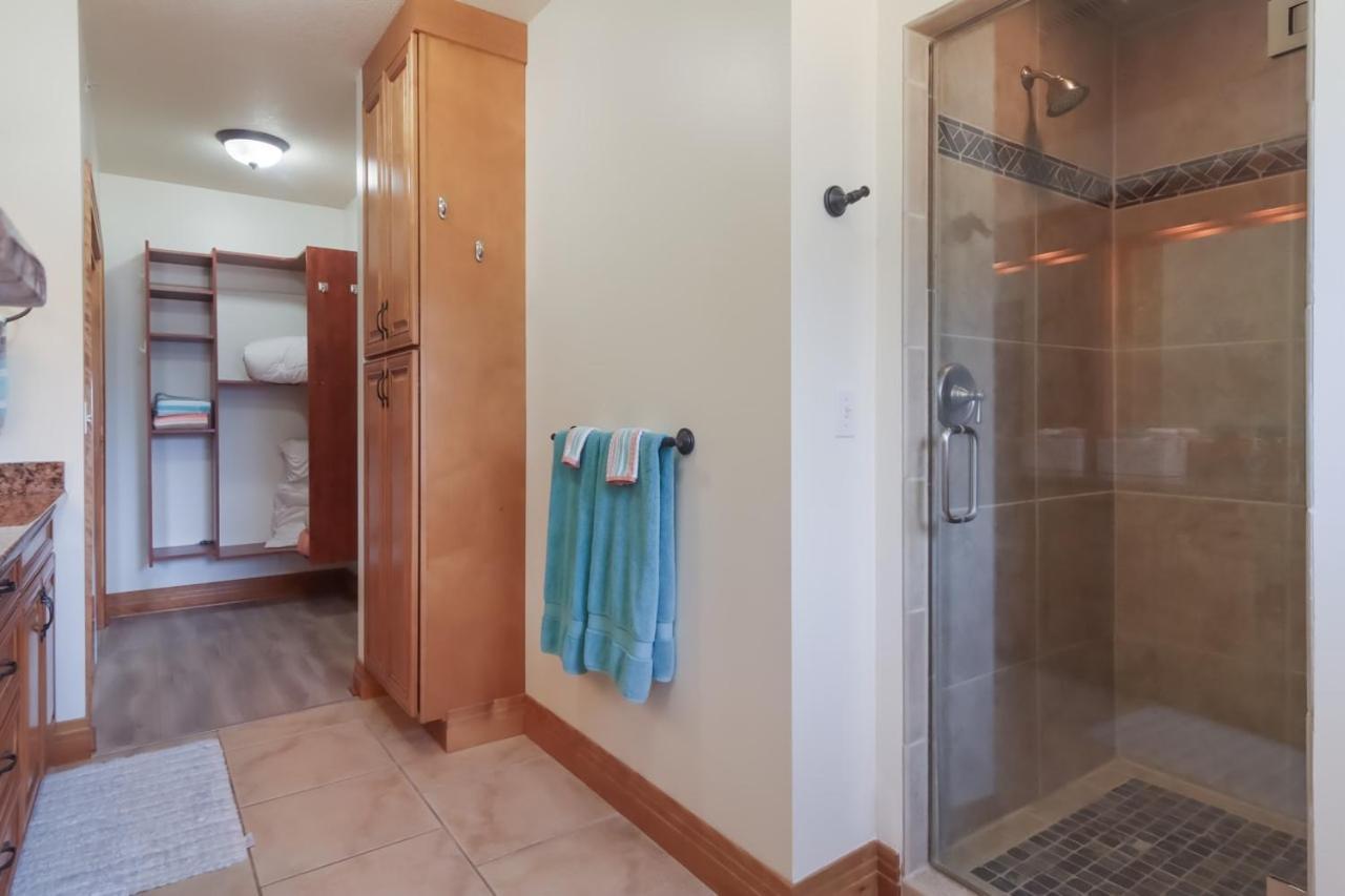Sugar Beach Villa 1012 Luxury Waterfront Condo Traverse City Extérieur photo