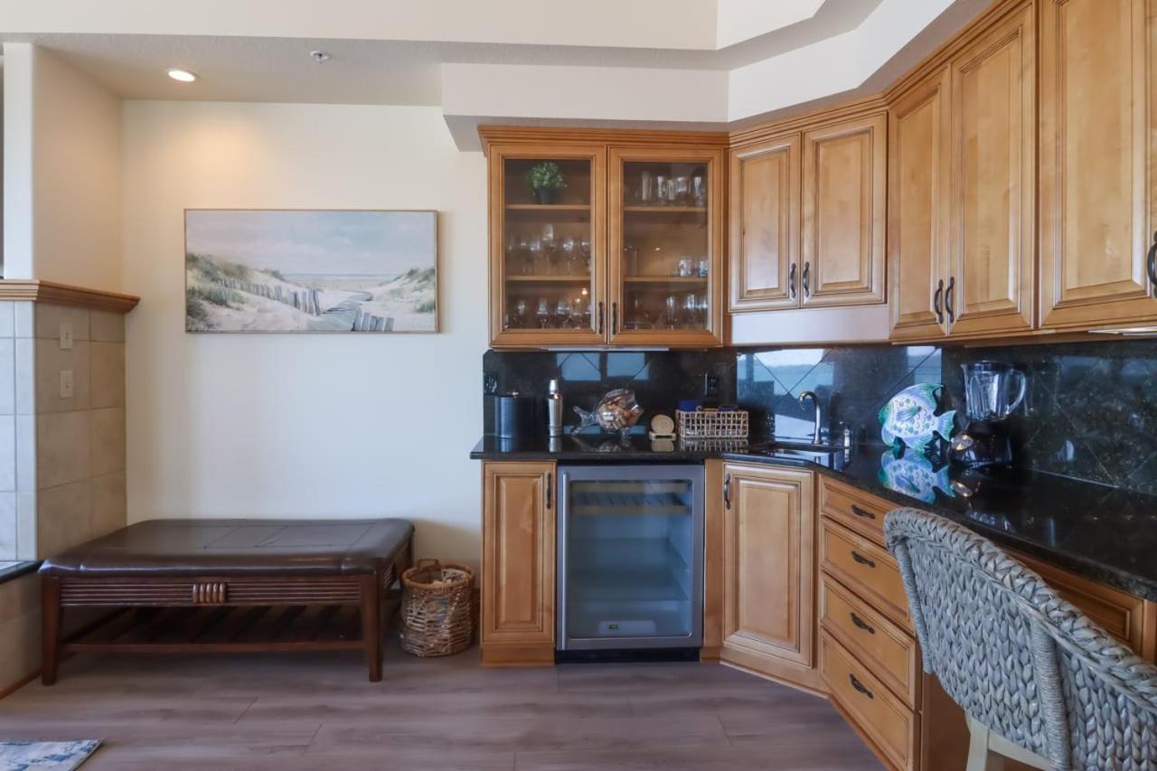 Sugar Beach Villa 1012 Luxury Waterfront Condo Traverse City Extérieur photo